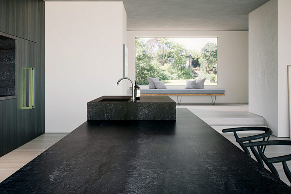 Kitchen with Black Tempal